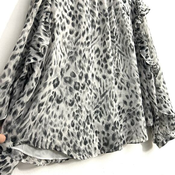 Ann Taylor snow leopard ruffled sleeve mock neck top white black casual size XL - Picture 12 of 16